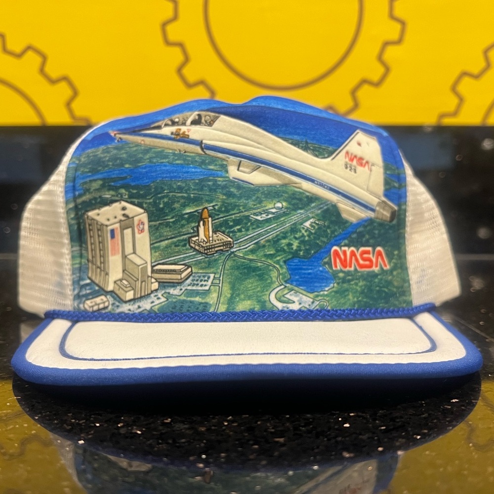 Vintage NASA Kennedy Space Center Snap-back Trucker Hat